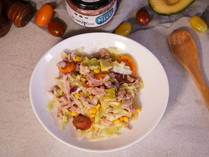 Бърза салата с пилешко месо от буркан